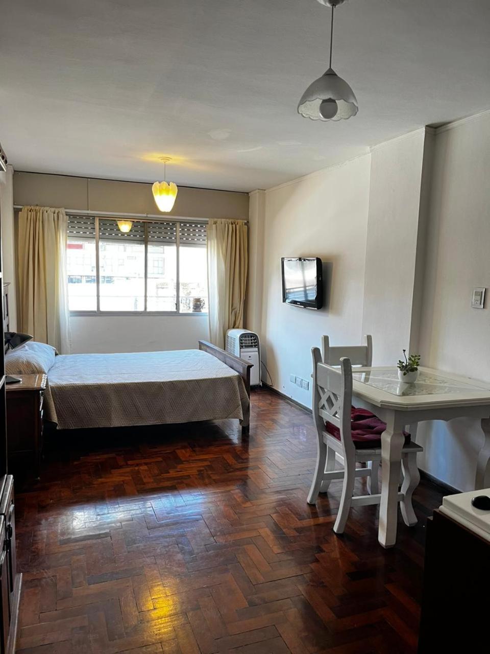 Punto Quiros - Monoambiente Centrico, A La Vuelta Del Patio Olmos Cordoba