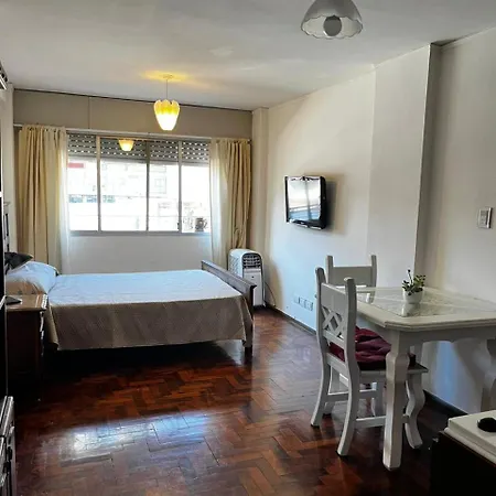 Punto Quiros - Monoambiente Centrico, A La Vuelta Del Patio Olmos Apartment Cordoba Exterior photo